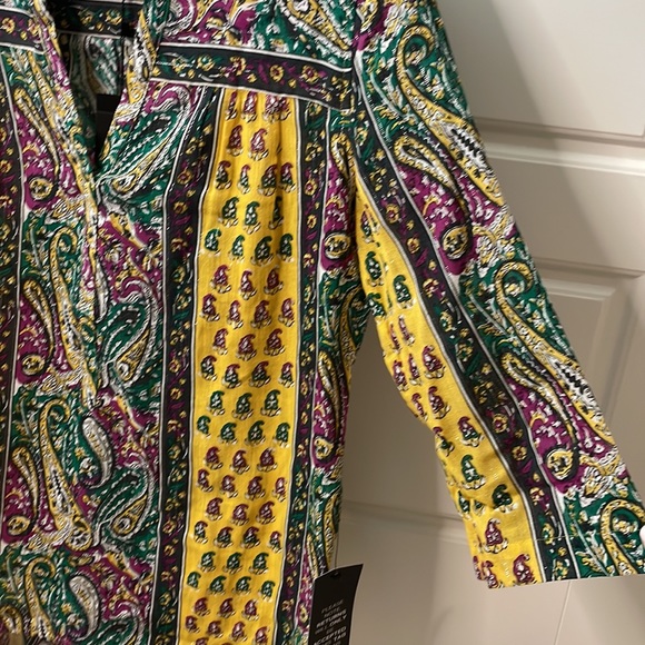 BCBG camila small blouse NWT metallic thread - Picture 5 of 13